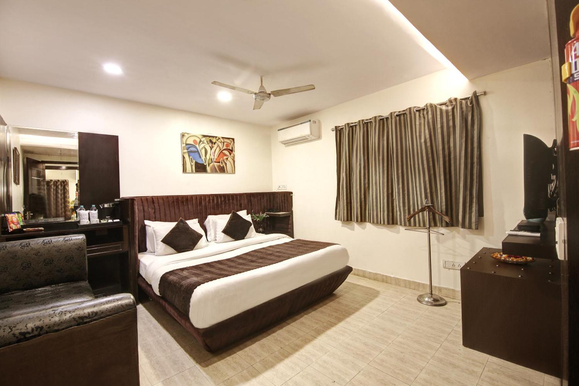 Hotel Wk Comfort - Near White Clove Nueva Delhi Exterior foto