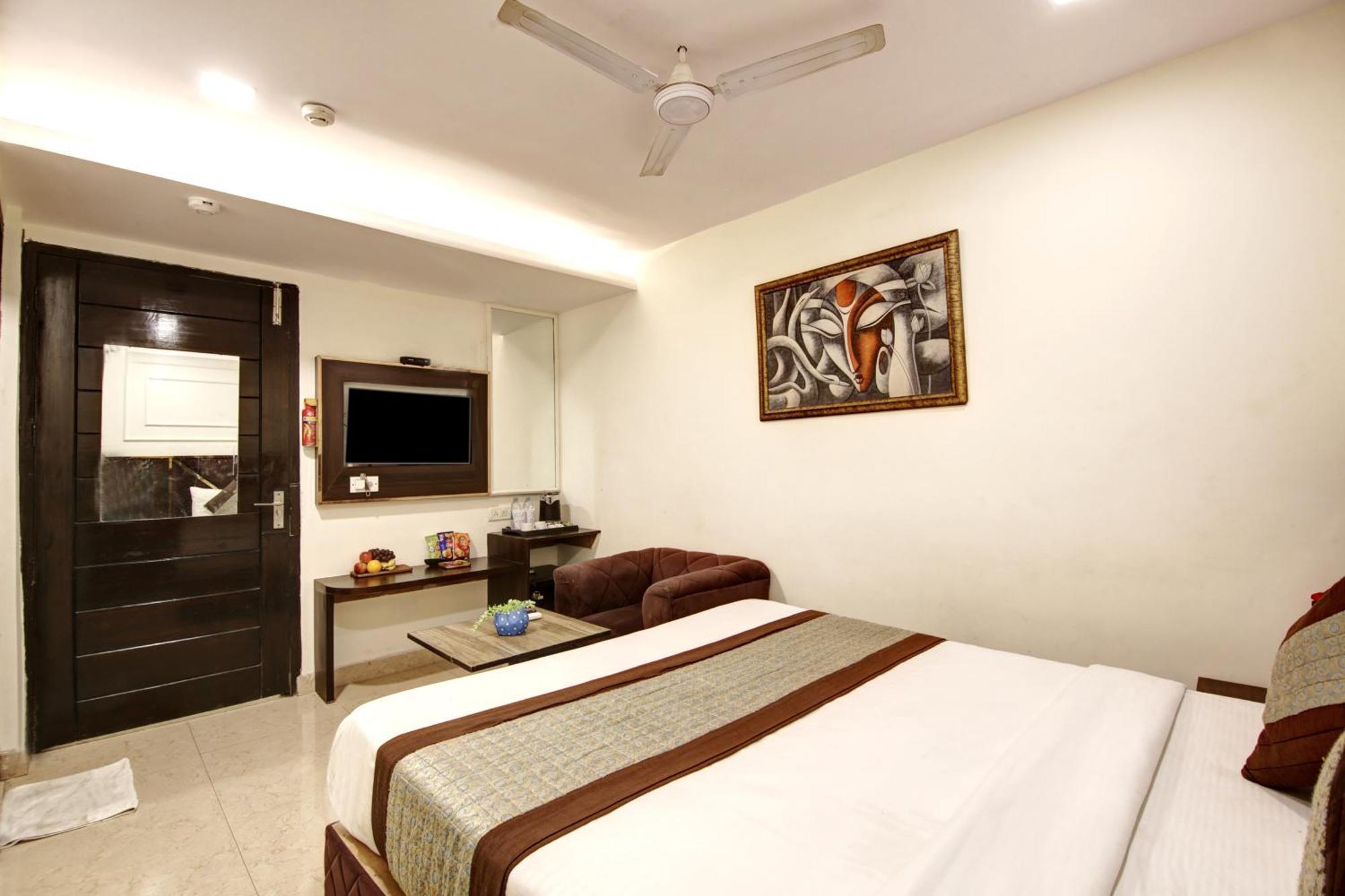 Hotel Wk Comfort - Near White Clove Nueva Delhi Exterior foto
