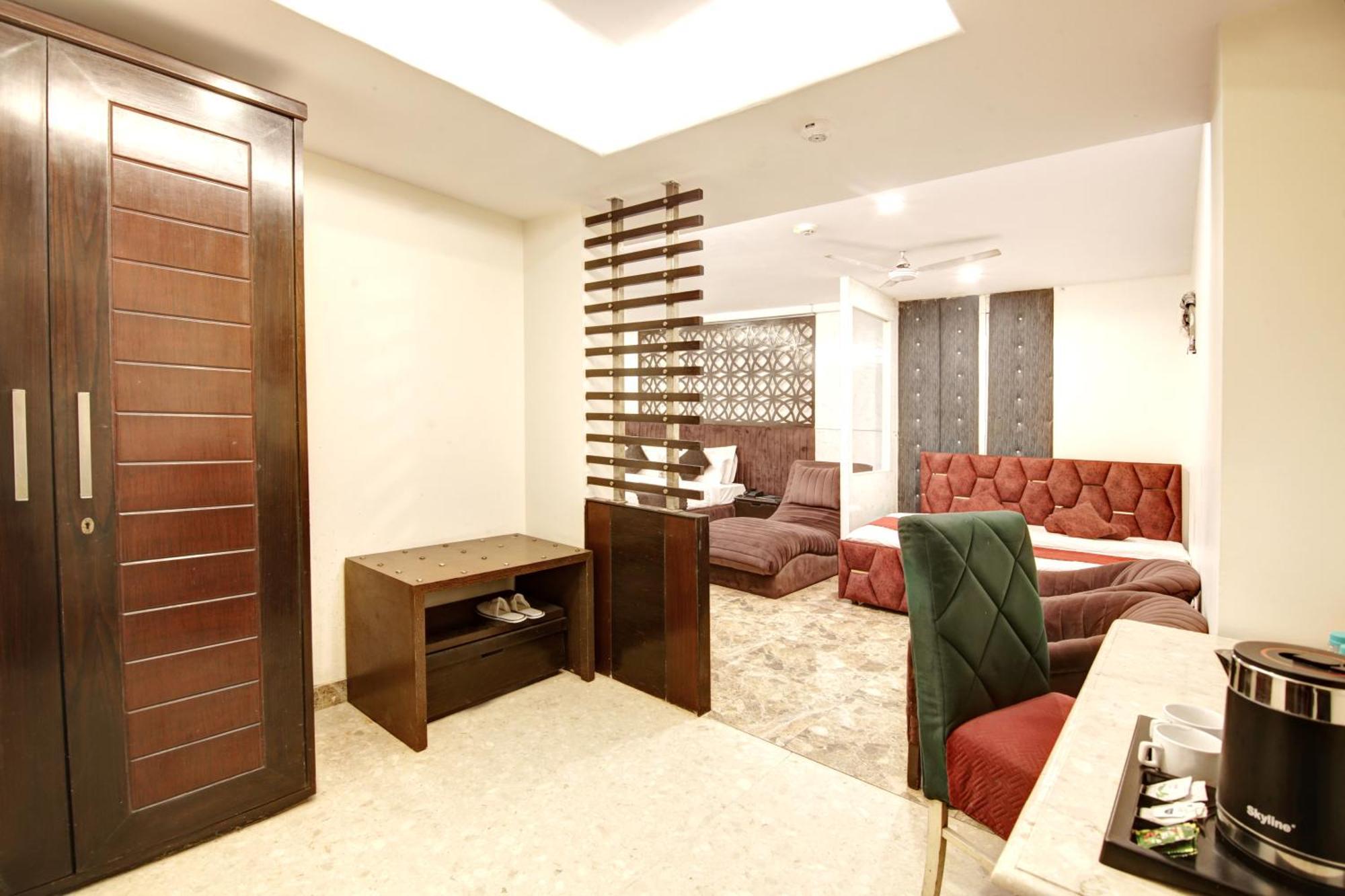 Hotel Wk Comfort - Near White Clove Nueva Delhi Exterior foto
