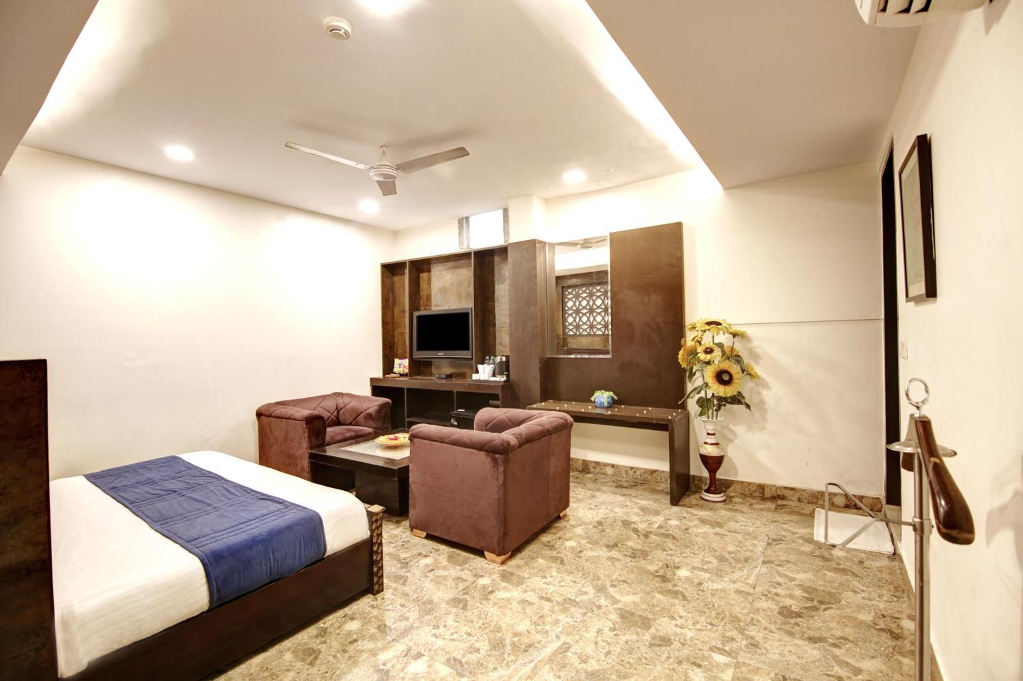 Hotel Wk Comfort - Near White Clove Nueva Delhi Exterior foto